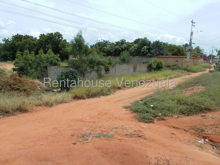 Terreno (Comercial) en Venta en El Bajo, Zulia - 10