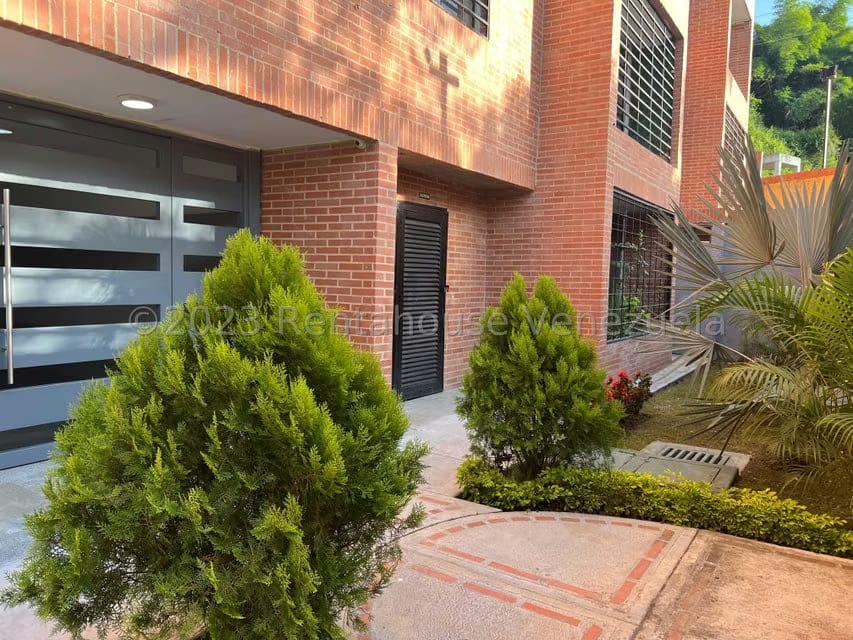 Apartamento (1 Nivel) en Venta en Colinas de La Tahona, Distrito Metropolitano - 2