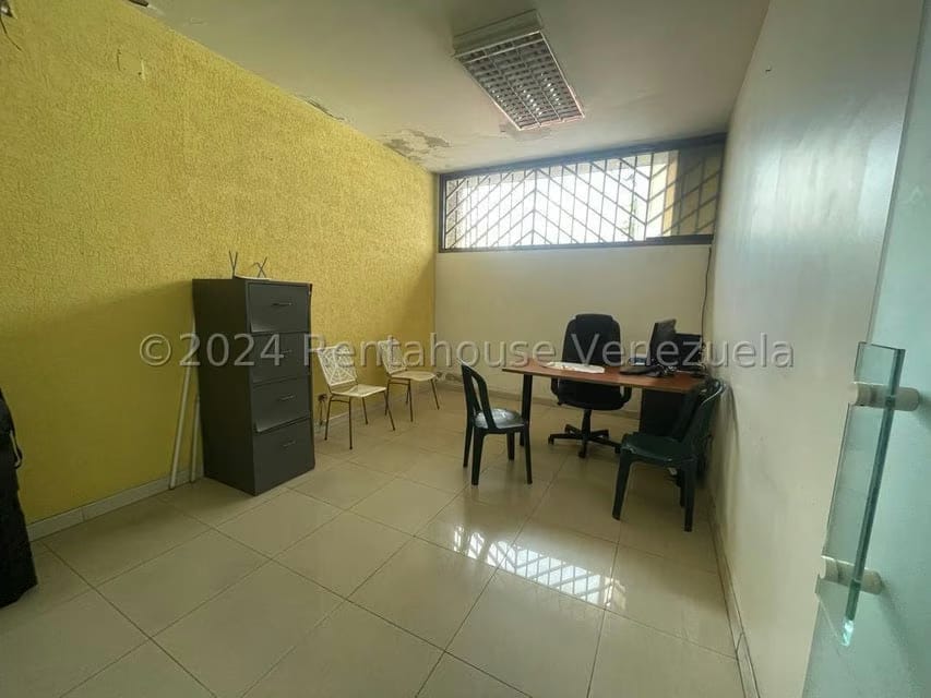Comercial (Oficina) en Venta en Quinta Crespo, Distrito Metropolitano - 14