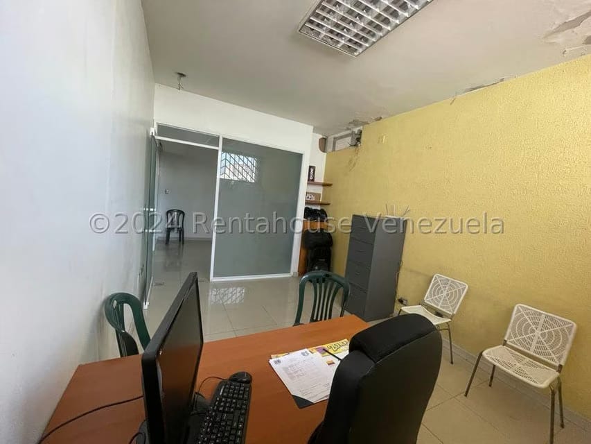 Comercial (Oficina) en Venta en Quinta Crespo, Distrito Metropolitano - 16