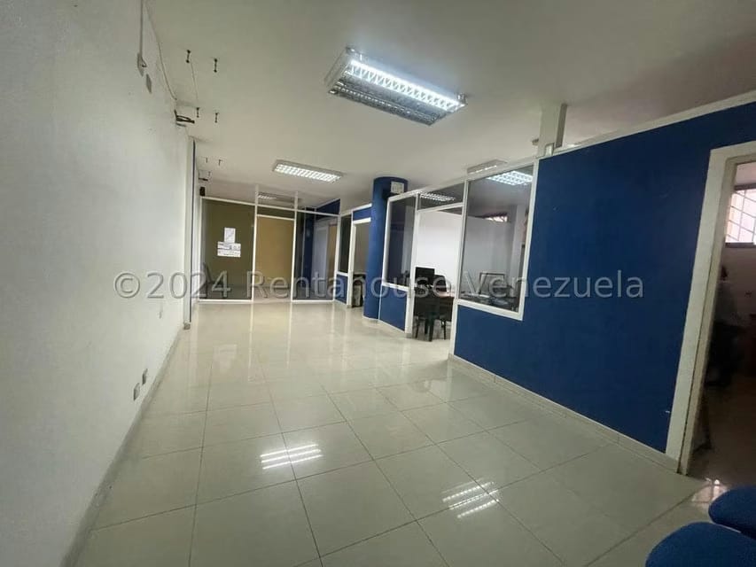 Comercial (Oficina) en Venta en Quinta Crespo, Distrito Metropolitano - 3