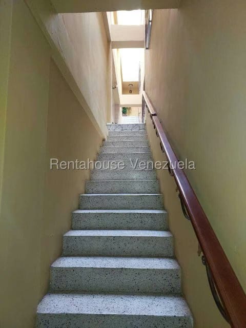 Apartamento (Multiples Niveles) en Venta en Catia, Distrito Metropolitano - 28