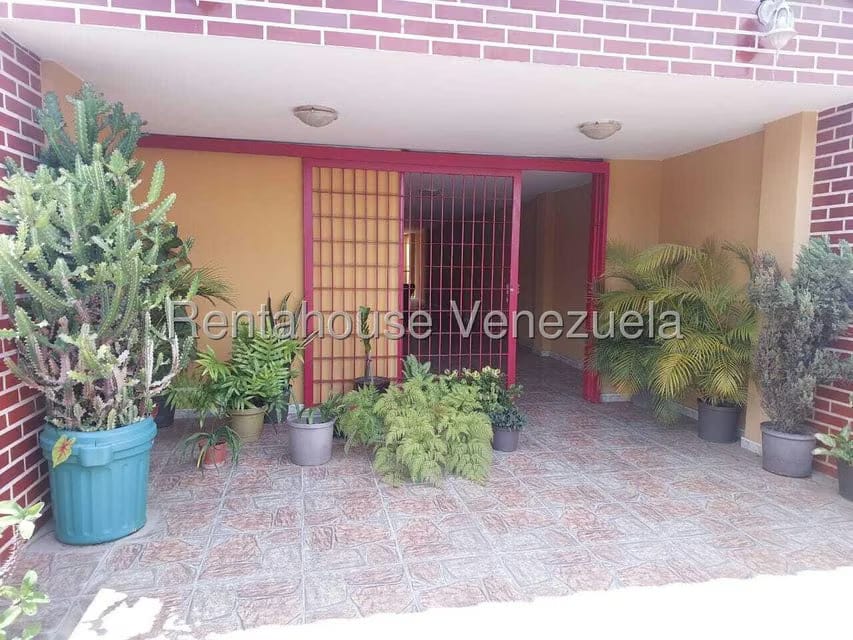 Apartamento (Multiples Niveles) en Venta en Catia, Distrito Metropolitano - 46