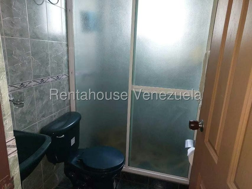 Apartamento (Multiples Niveles) en Venta en Catia, Distrito Metropolitano - 51