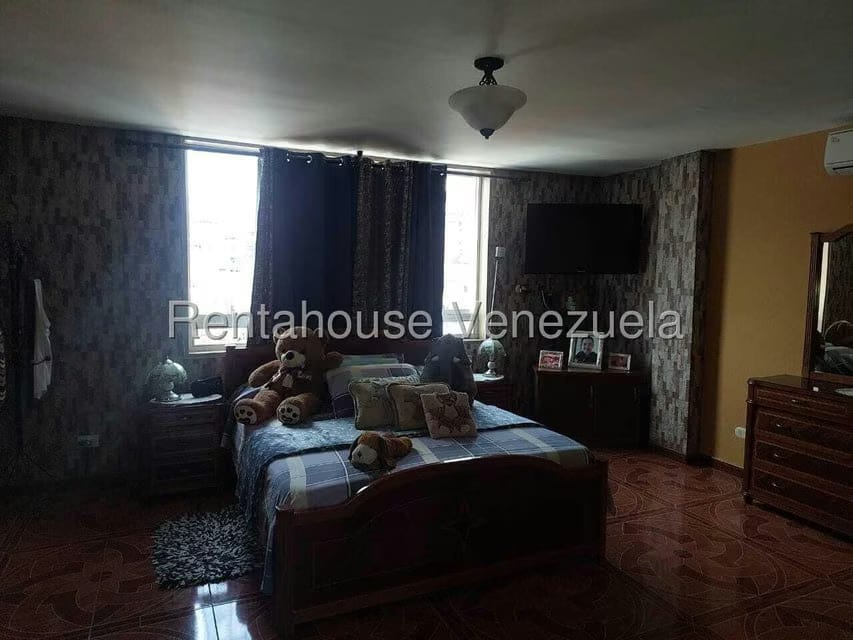 Apartamento (Multiples Niveles) en Venta en Catia, Distrito Metropolitano - 9