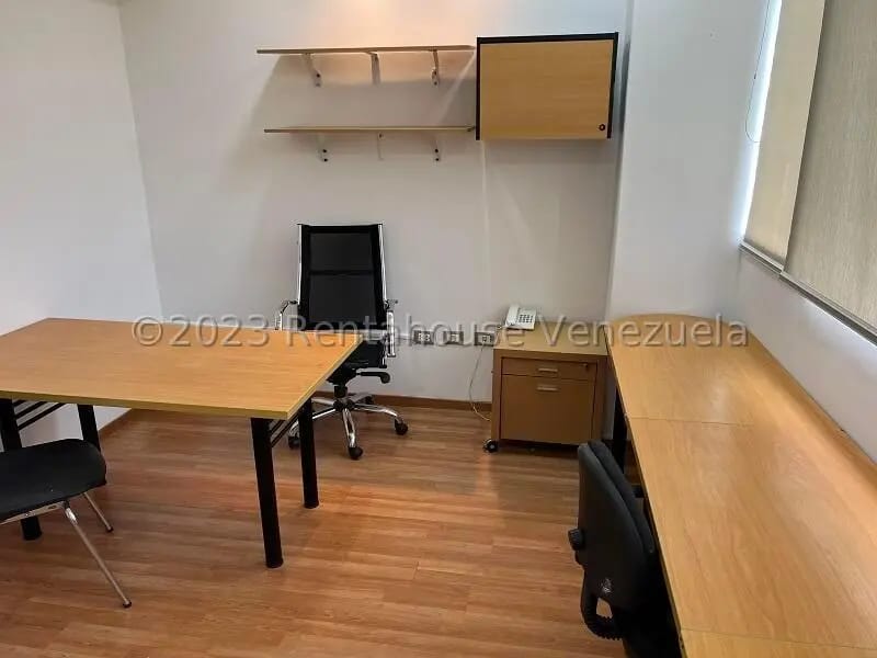 Comercial (Oficina) en Alquiler en Lomas de La Lagunita, Distrito Metropolitano - 10