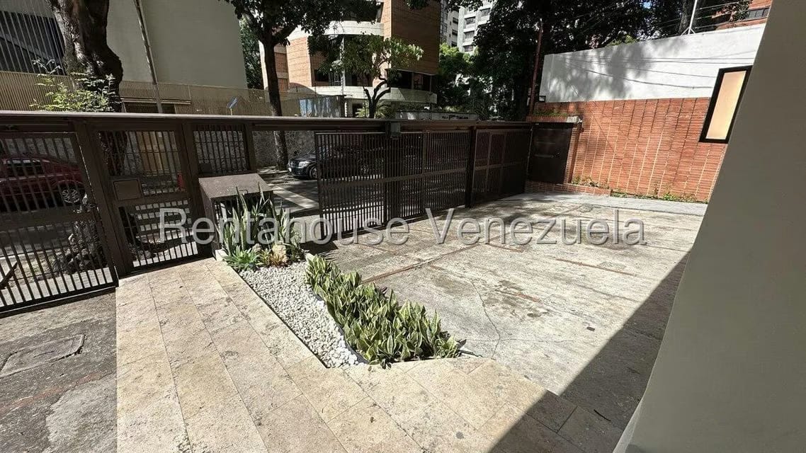 Apartamento (Multiples Niveles) en Venta en El Rosal, Distrito Metropolitano - 31