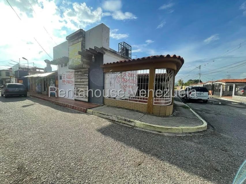 Casa (1 Nivel) en Venta en Valle Hondo, Lara - 27
