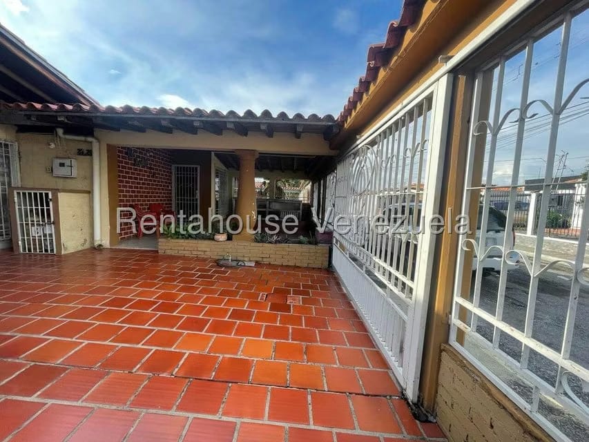 Casa (1 Nivel) en Venta en Valle Hondo, Lara - 4