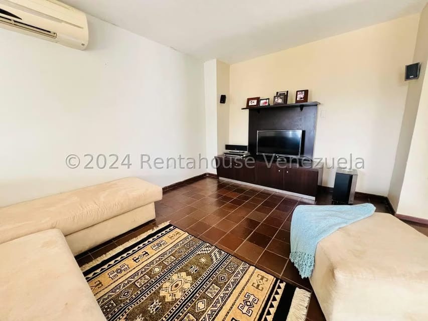Casa (Multipes Niveles) en Venta en El Pedregal, Lara - 10