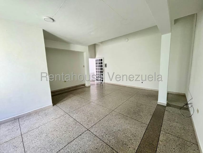 Comercial (Local Comercial) en Alquiler en Centro, Lara - 4
