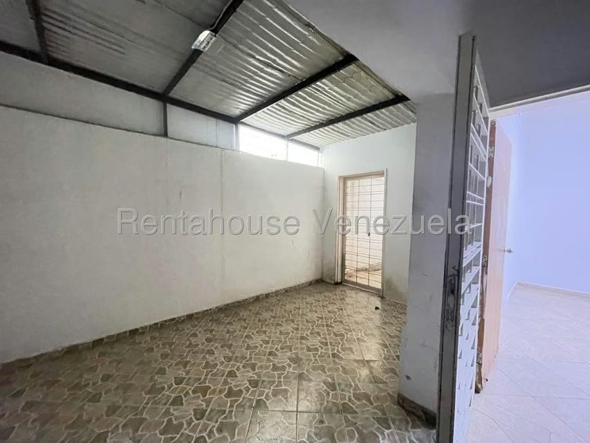Casa (1 Nivel) en Alquiler en La Cooperativa, Aragua - 37