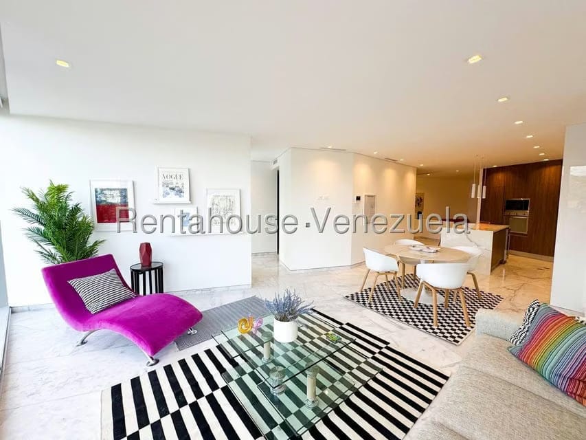 Apartamento (1 Nivel) en Alquiler en Las Mercedes, Distrito Metropolitano - 2