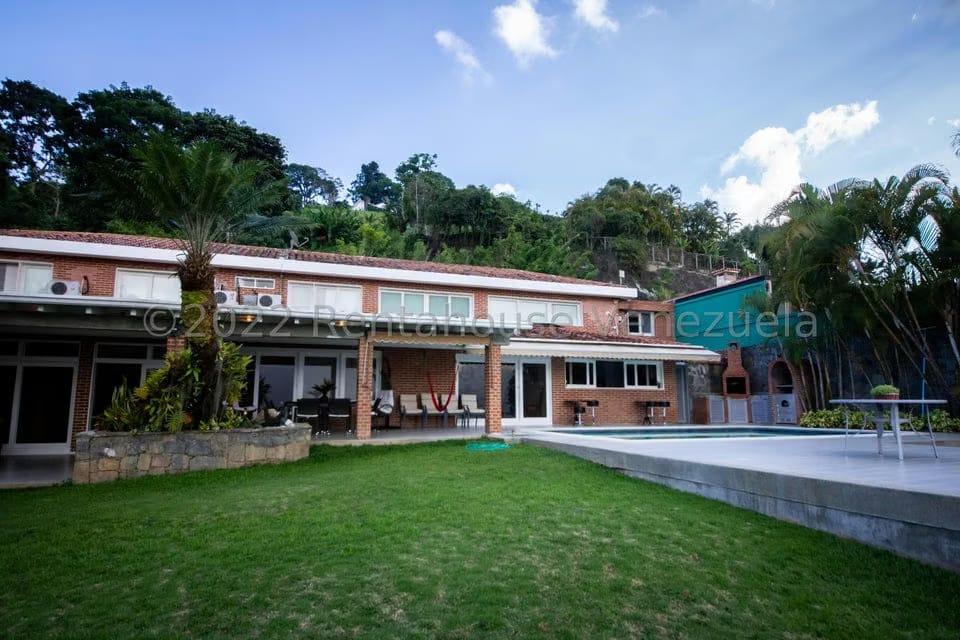 Casa (Multipes Niveles) en Venta en Alto Hatillo, Distrito Metropolitano