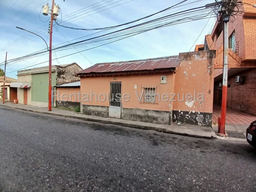 Casa (1 Nivel) en Venta en Centro, Portuguesa - 2