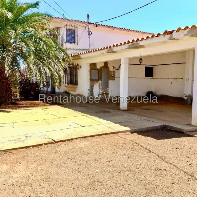Casa (Duplex) en Venta en Santa Irene, Falcon - 42
