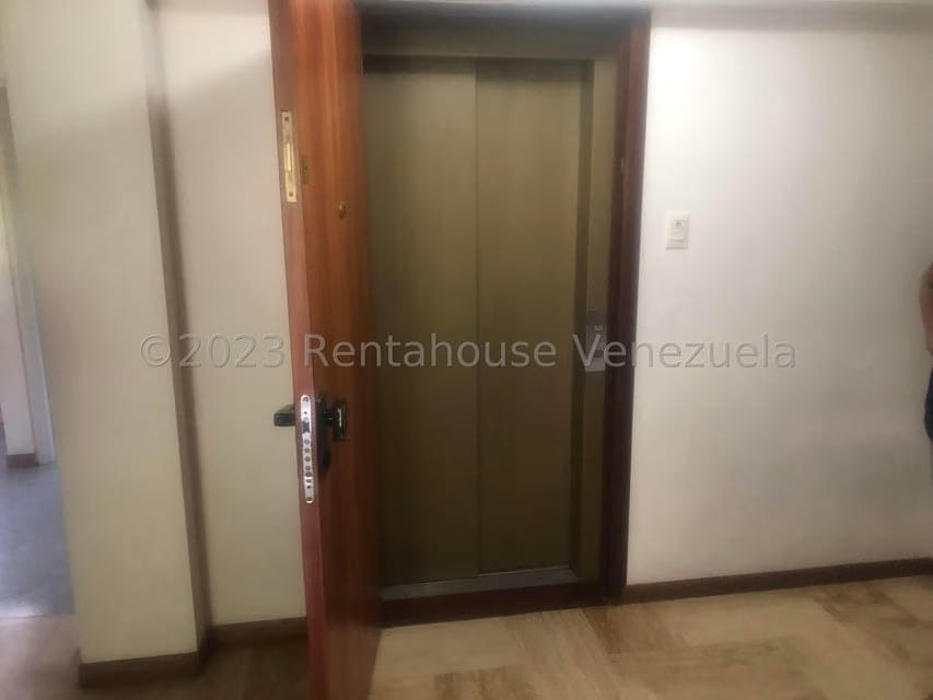 Apartamento (Duplex) en Venta en Miranda, Distrito Metropolitano - 3