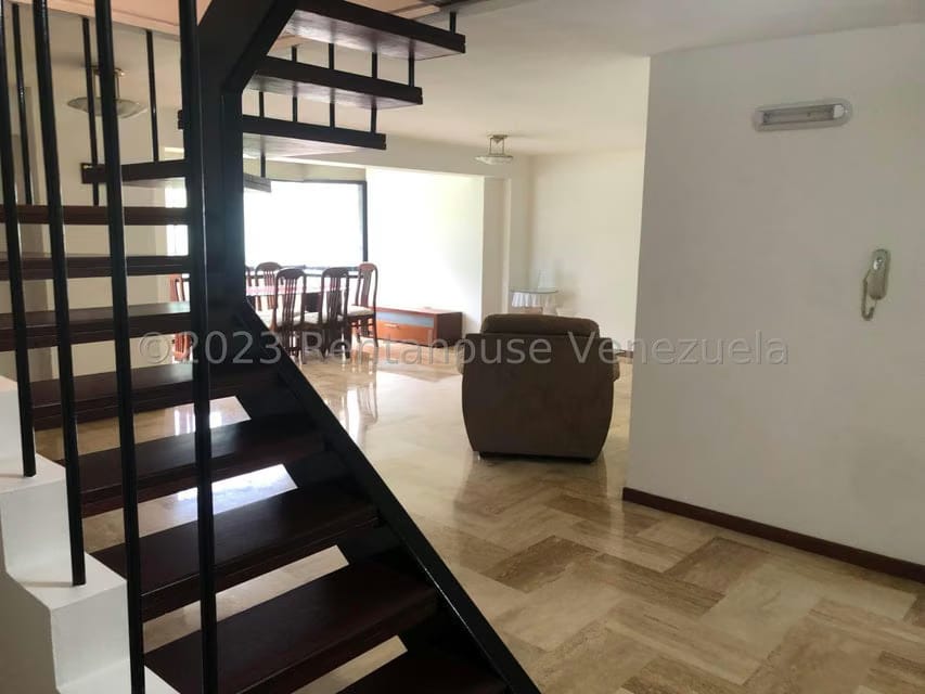Apartamento (Duplex) en Venta en Miranda, Distrito Metropolitano - 4