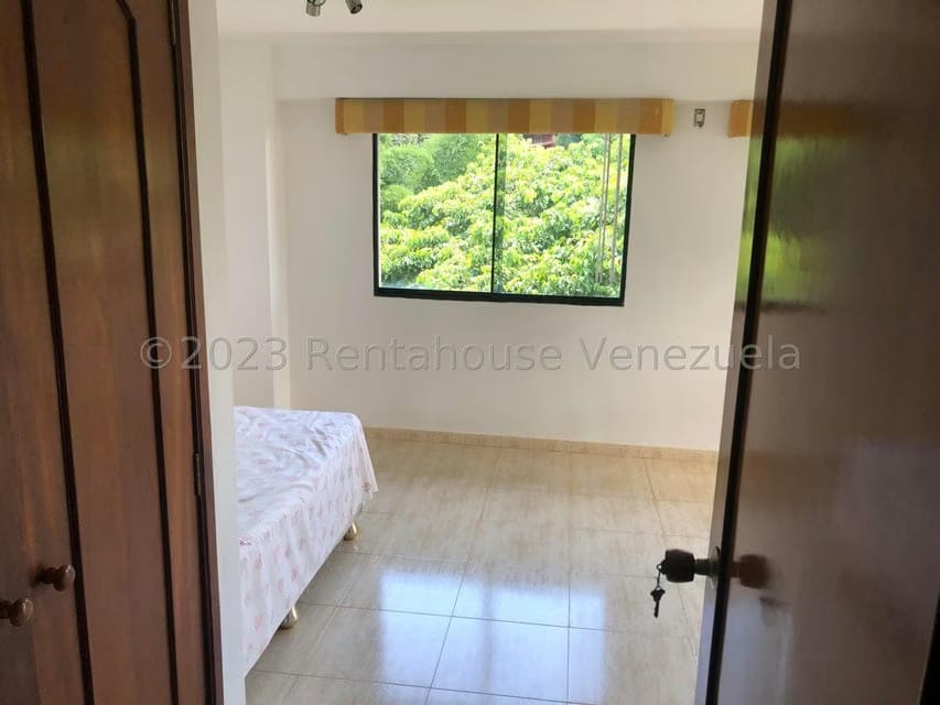 Apartamento (Duplex) en Venta en Miranda, Distrito Metropolitano - 31