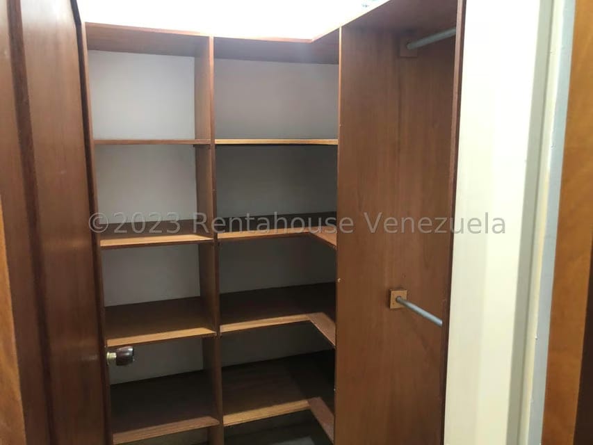 Apartamento (Duplex) en Venta en Miranda, Distrito Metropolitano - 32