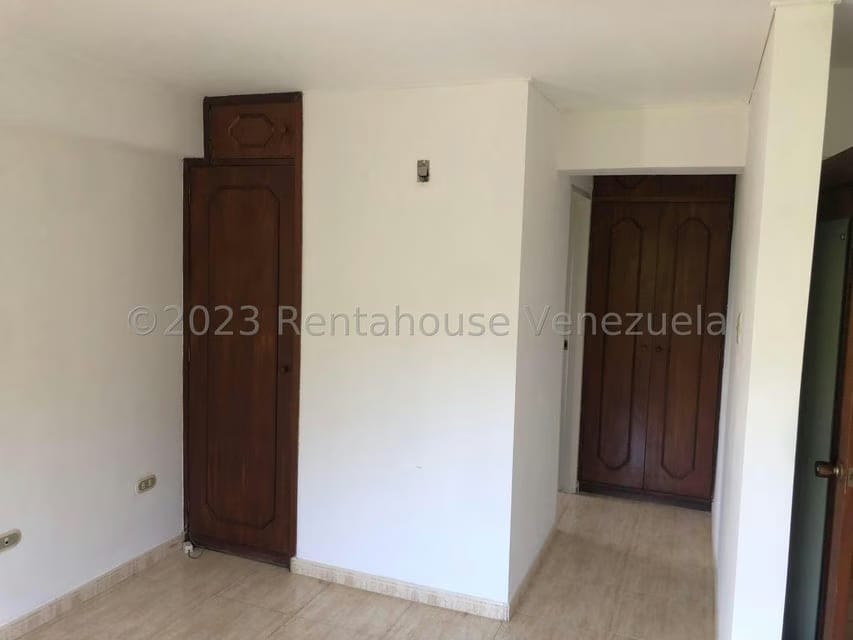 Apartamento (Duplex) en Venta en Miranda, Distrito Metropolitano - 35