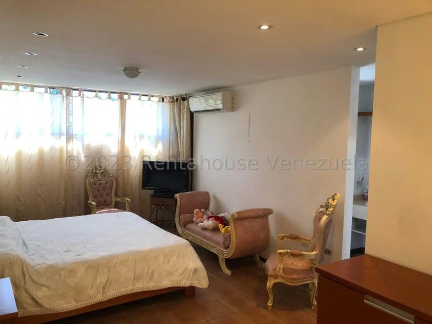 Apartamento (Duplex) en Venta en Miranda, Distrito Metropolitano - 50