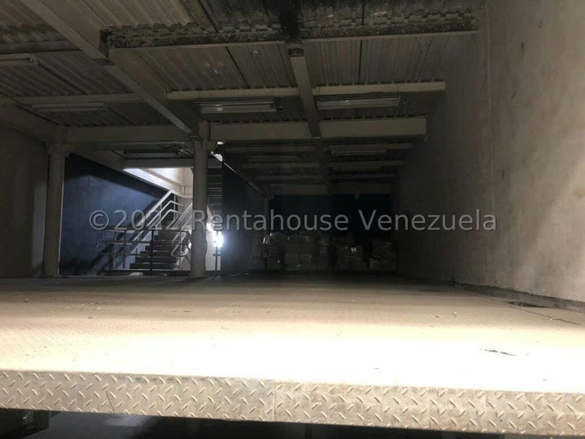 Comercial (Galpon - Deposito) en Venta en Turumo, Distrito Metropolitano - 5