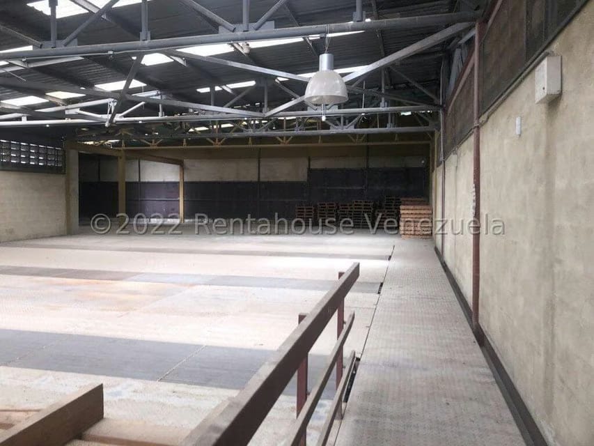 Comercial (Galpon - Deposito) en Venta en Turumo, Distrito Metropolitano - 7