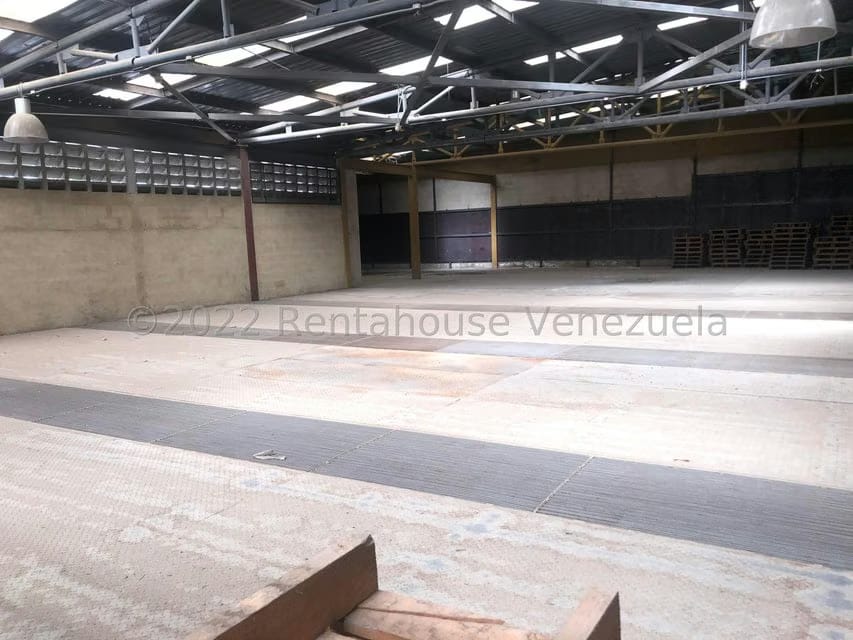 Comercial (Galpon - Deposito) en Venta en Turumo, Distrito Metropolitano - 8