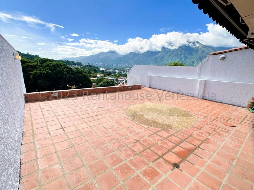 Casa (Multipes Niveles) en Alquiler en Macaracuay, Distrito Metropolitano - 46
