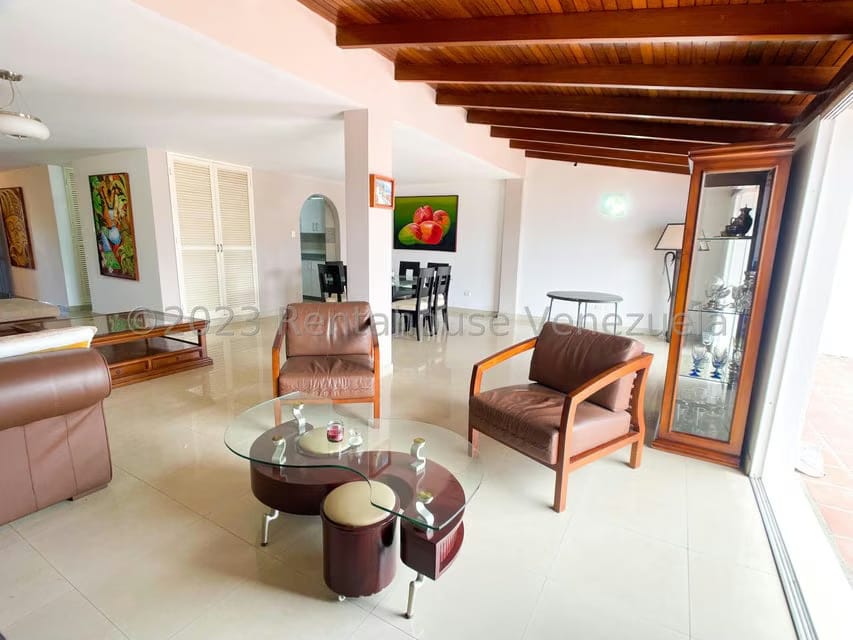 Casa (Multipes Niveles) en Alquiler en Macaracuay, Distrito Metropolitano - 7