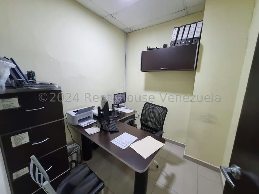 Negocios y Empresas (Servicios) en Venta en Parroquia Santa Rosa, Lara - 17