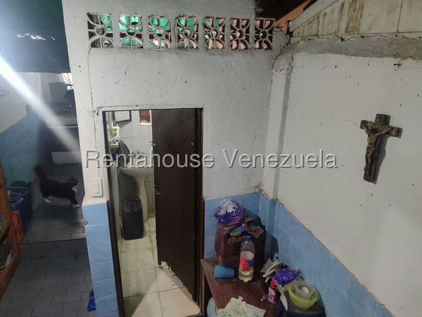 Casa (1 Nivel) en Venta en Sarria, Distrito Metropolitano - 17