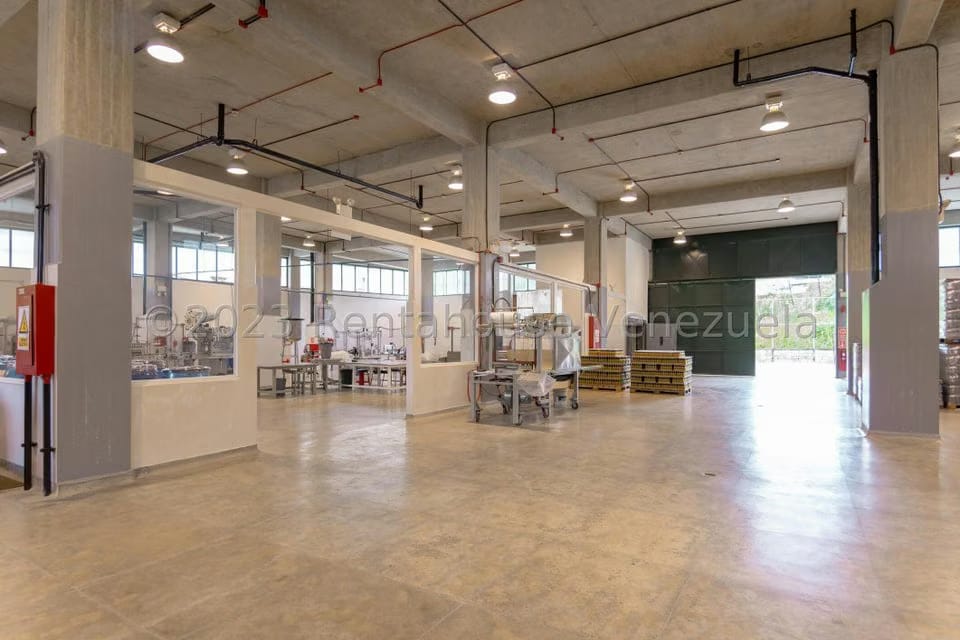 Comercial (Galpon - Deposito) en Venta en Municipio Carrizal, Miranda - 13