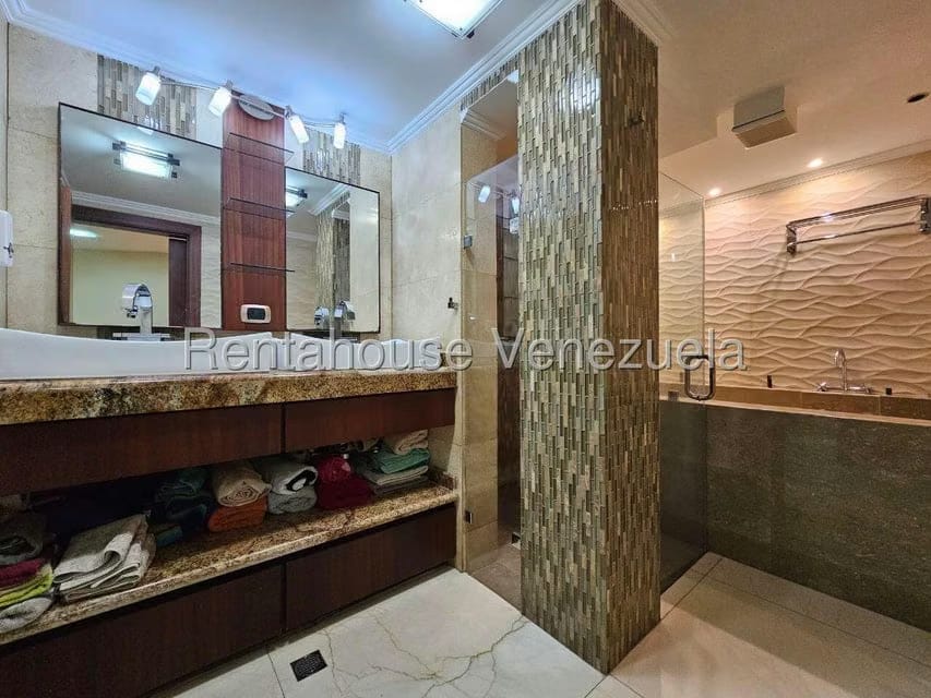 Apartamento (1 Nivel) en Venta en Los Naranjos del Cafetal, Distrito Metropolitano - 31