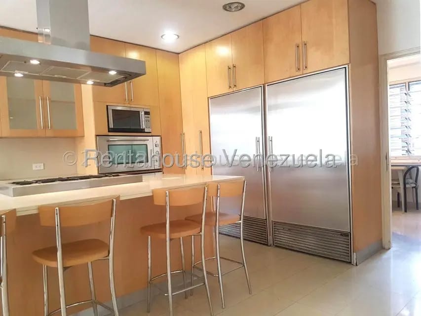 Apartamento (1 Nivel) en Alquiler en Los Chorros, Distrito Metropolitano - 6