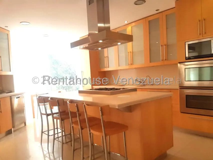 Apartamento (1 Nivel) en Alquiler en Los Chorros, Distrito Metropolitano - 7
