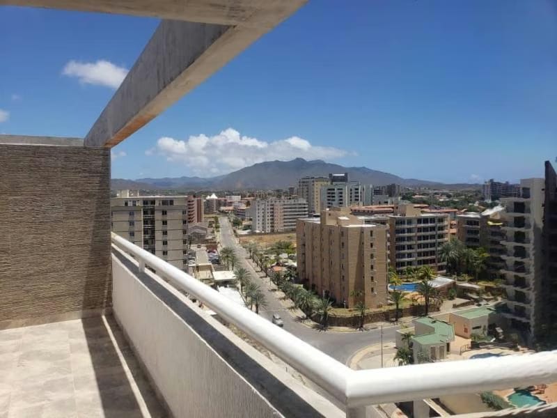 Apartamento (Multiples Niveles) en Venta en Playa el Angel, Nueva Esparta - 38
