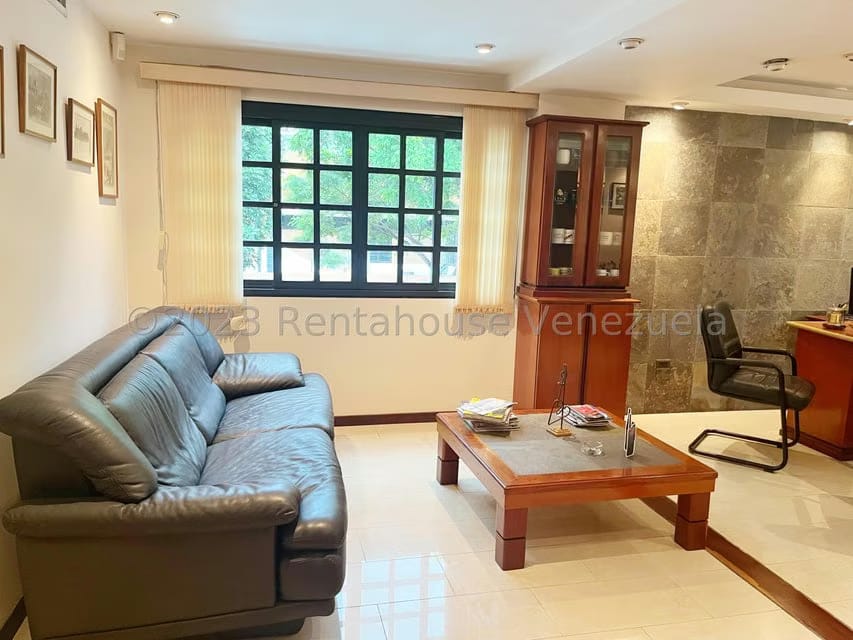 Comercial (Edificio) en Venta en La Trinidad, Distrito Metropolitano - 16
