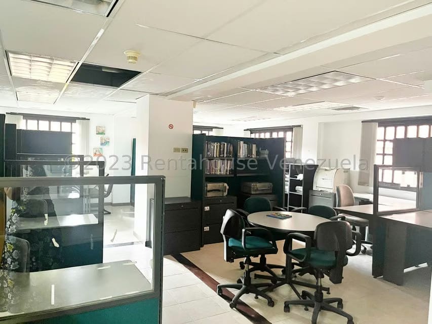 Comercial (Edificio) en Venta en La Trinidad, Distrito Metropolitano - 26
