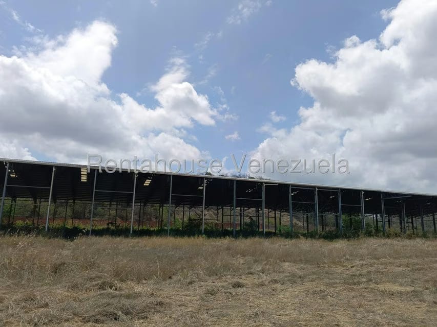 Comercial (Industrial) en Venta en El Bucare, Miranda - 2