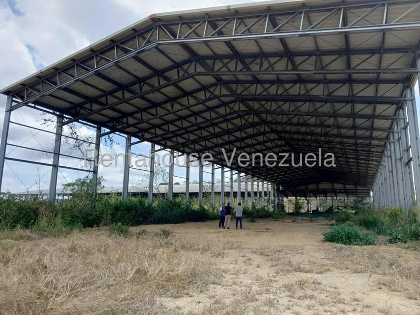 Comercial (Industrial) en Venta en El Bucare, Miranda - 12