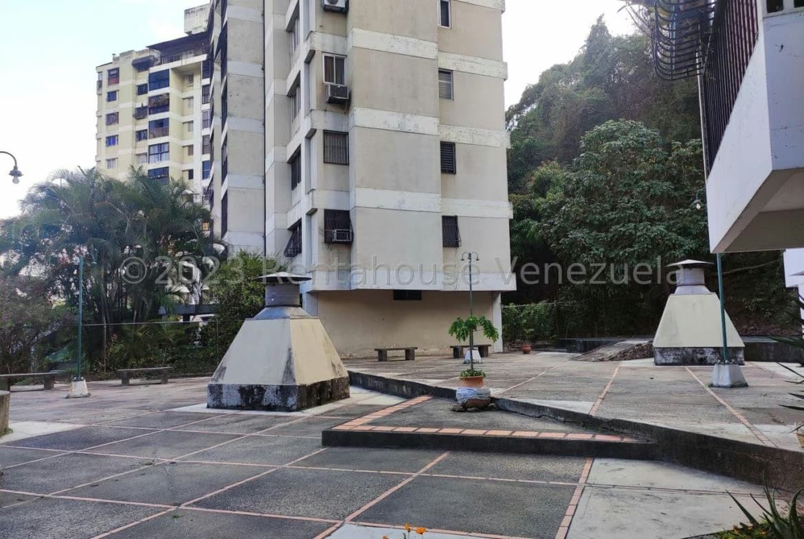 APARTAMENTO EN VENTA-CECILIA GUTIERREZ - 2