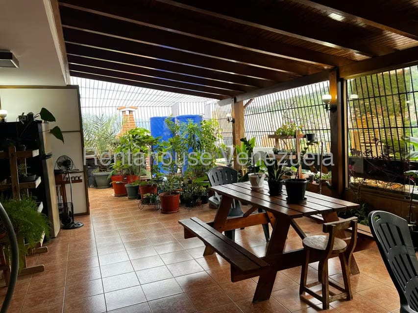 Apartamento (Duplex) en Venta en El Paraiso, Distrito Metropolitano - 28