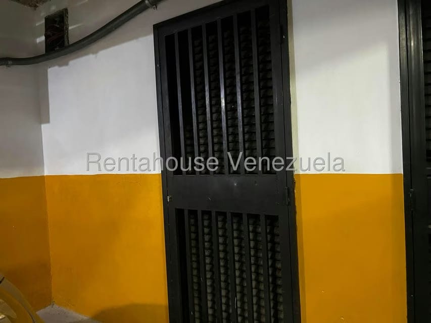 Apartamento (Duplex) en Venta en El Paraiso, Distrito Metropolitano - 44