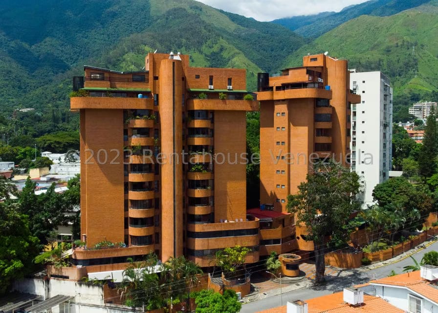 Apartamento (Duplex) en Venta en Los Chorros, Distrito Metropolitano