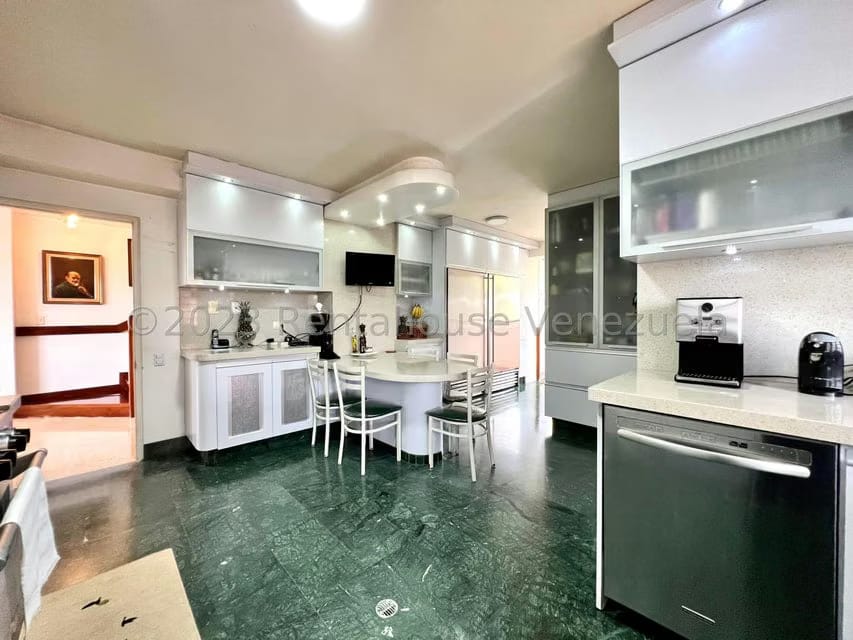 Apartamento (Duplex) en Venta en Los Chorros, Distrito Metropolitano - 21