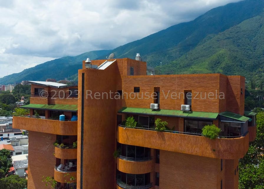 Apartamento (Duplex) en Venta en Los Chorros, Distrito Metropolitano - 4