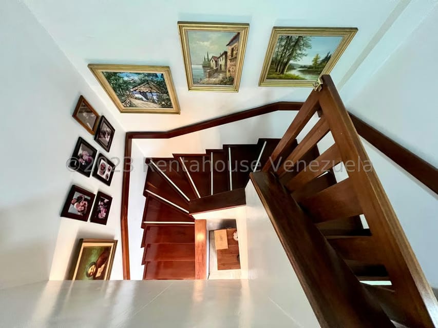 Apartamento (Duplex) en Venta en Los Chorros, Distrito Metropolitano - 31