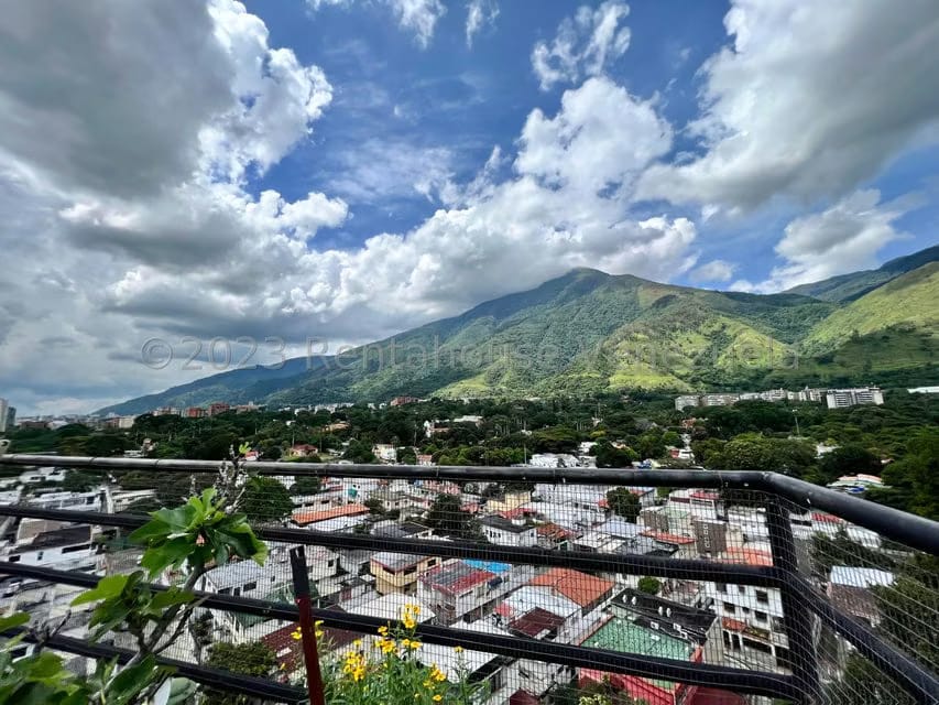 Apartamento (Duplex) en Venta en Los Chorros, Distrito Metropolitano - 6